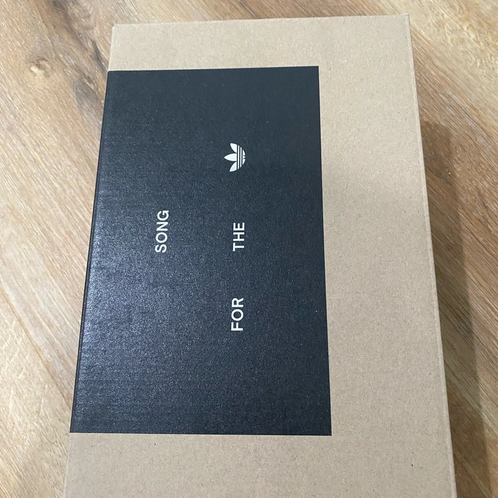 Adidas x song for the mute country OG maroon color way. - Picture 6 of 6